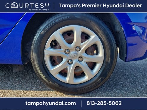 Used 2014 Hyundai Accent GS image 5