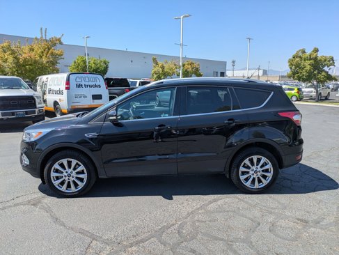 Used 2018 Ford Escape Titanium image 2