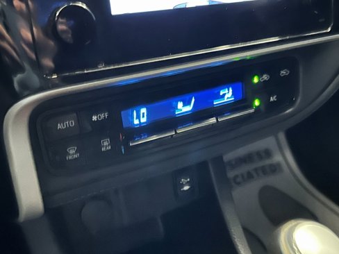 Used 2019 Toyota Corolla L image 13