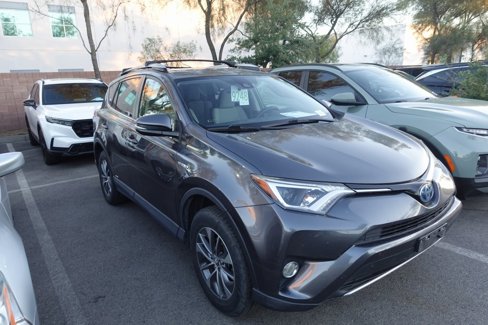 Used 2017 Toyota RAV4 XLE image 2