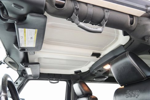 Used 2012 Jeep Wrangler Sahara w/ Dual Top Group image 28