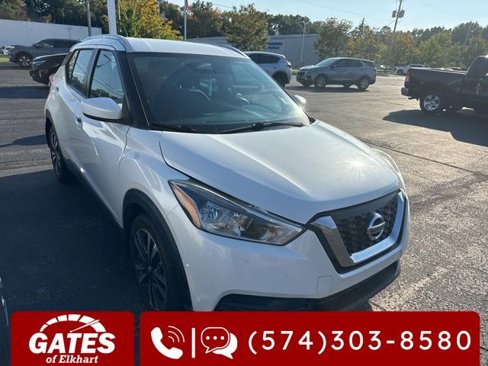 Used 2018 Nissan Kicks SV image 4