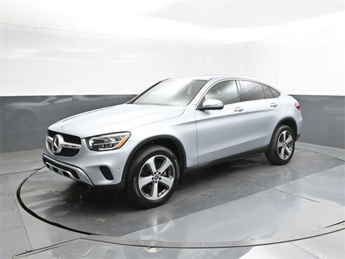 Used 2023 Mercedes-Benz GLC 300 4MATIC Coupe image 34