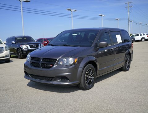Used 2017 Dodge Grand Caravan SE image 11