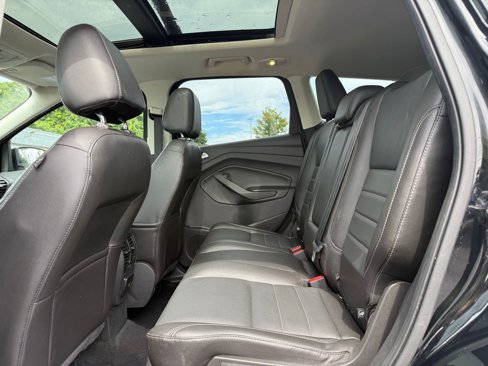 Used 2016 Ford Escape Titanium image 33