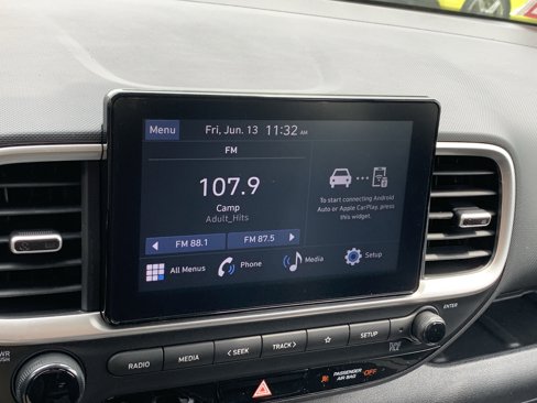 New 2025 Hyundai Venue SEL image 25
