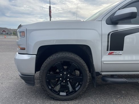 Used 2017 Chevrolet Silverado 1500 LT w/ Rally 2 Edition image 10