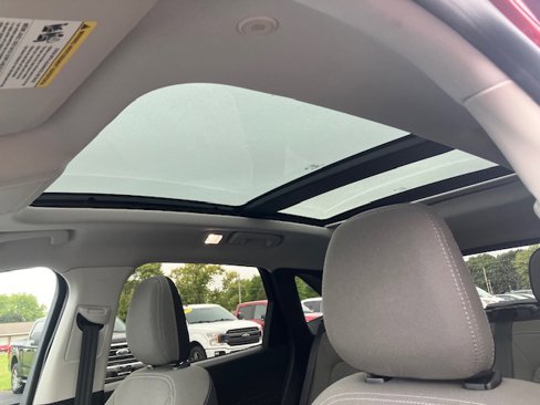 Used 2022 Ford Escape SE w/ SE Sport Appearance Package image 30