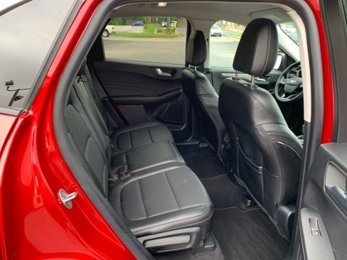 Used 2022 Ford Escape SEL image 16