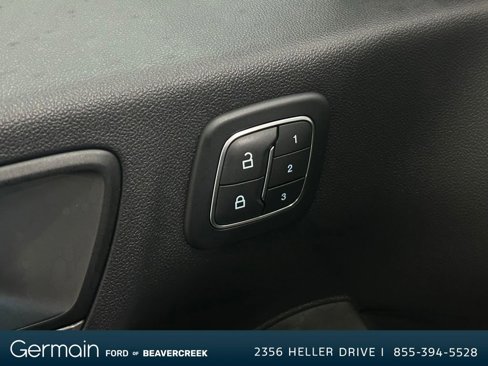 Used 2021 Ford Escape Titanium image 18