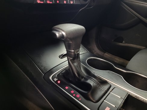 Used 2019 Kia Sorento LX image 26
