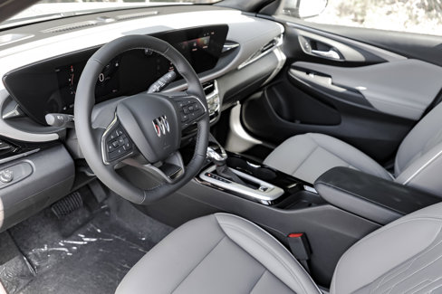 New 2025 Buick Envista Avenir image 8