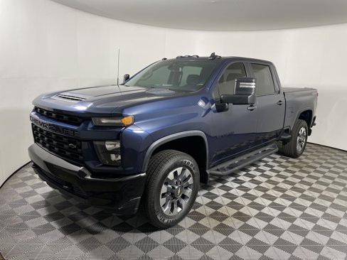 Used 2022 Chevrolet Silverado 2500 Custom w/ Custom Value Package image 9