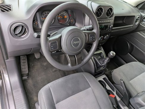 Certified 2016 Jeep Patriot Sport image 9