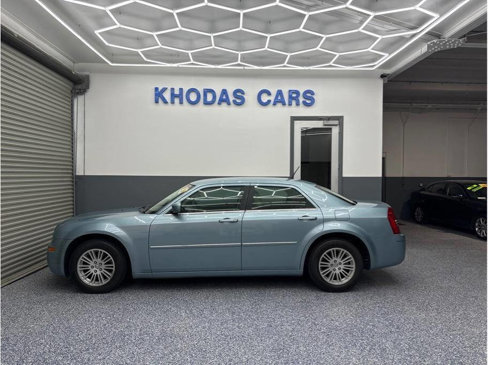 Used 2008 Chrysler 300 Touring image 1