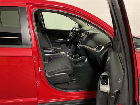Used 2020 Dodge Journey SE w/ SE Popular Equipment Group image 33
