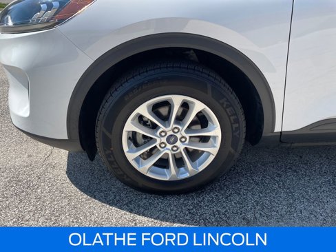 Certified 2022 Ford Escape SE image 26