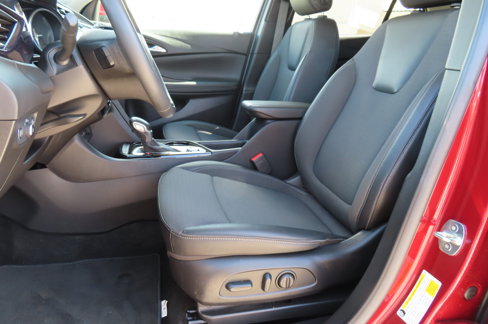 Used 2023 Buick Encore GX Select image 12