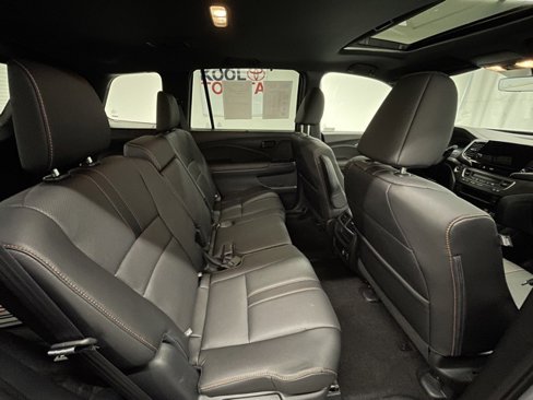 Used 2023 Honda Passport TrailSport image 6