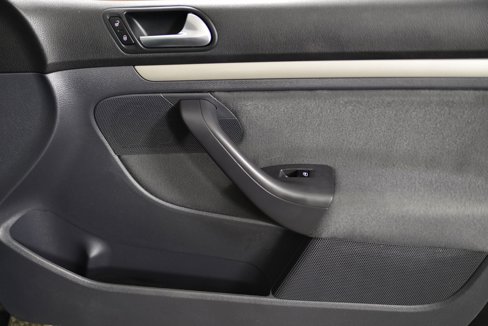 Used 2009 Volkswagen Rabbit S image 22