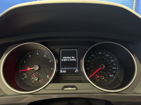 Used 2021 Volkswagen Tiguan SE image 17