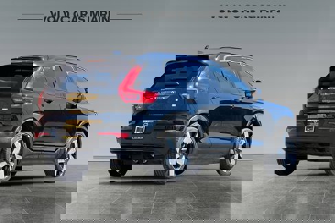 Certified 2023 Volvo XC40 Recharge Plus image 2