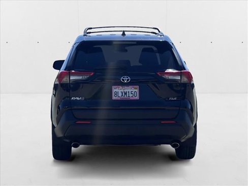 Used 2019 Toyota RAV4 XLE image 6