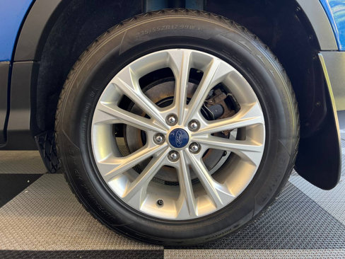 Used 2017 Ford Escape SE image 30