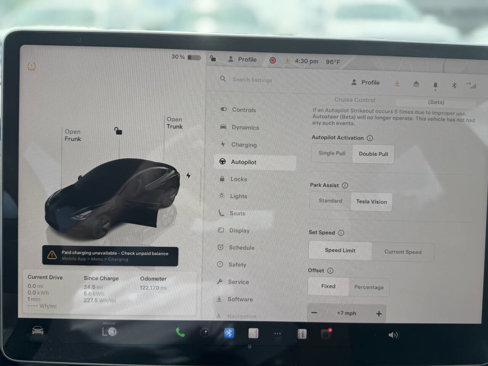 Used 2022 Tesla Model 3 Standard Range image 12