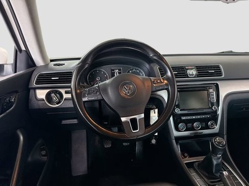 Used 2014 Volkswagen Passat 1.8T SE image 21