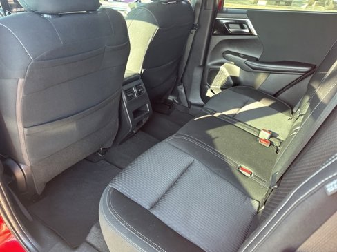 Used 2022 Mitsubishi Outlander ES image 10