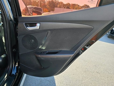 Used 2016 Hyundai Veloster Turbo image 38