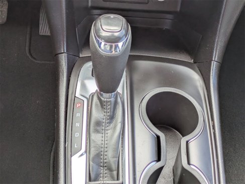 Used 2020 Chevrolet Equinox LT image 18