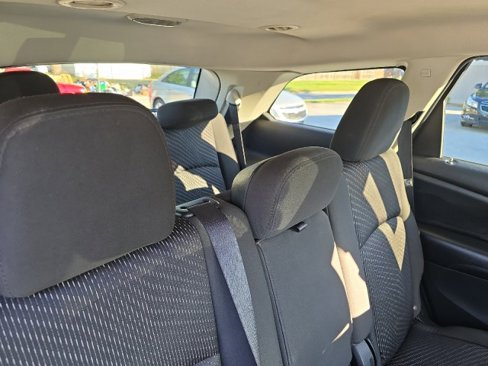Used 2014 Dodge Journey SXT w/ Flexible Seating Group image 32