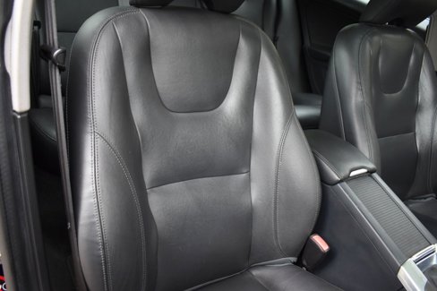 Used 2016 Volvo V60 T5 Premier image 42