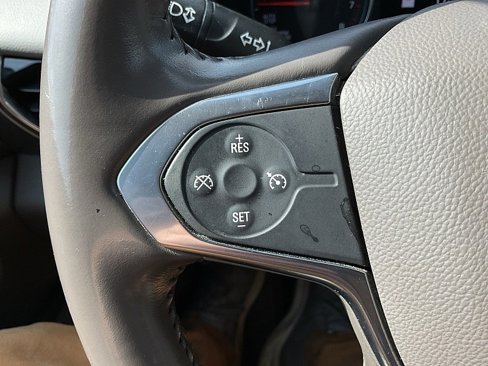 Used 2020 Chevrolet Traverse LT w/ LT Premium Package image 30