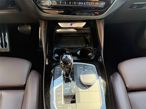 Used 2024 BMW X4 M40i w/ Premium Package image 11