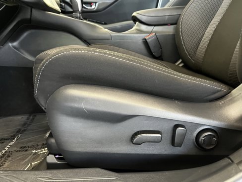 Certified 2025 Subaru Outback Premium image 20