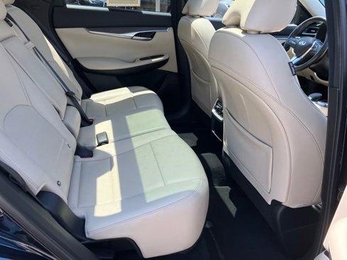 Certified 2022 INFINITI QX50 Luxe image 30