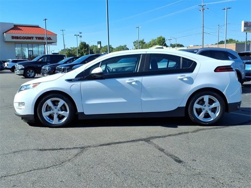 Used 2015 Chevrolet Volt image 4