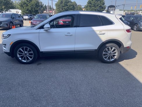 Used 2019 Lincoln MKC Select w/ Select Plus Package image 2