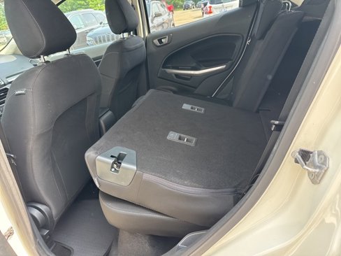 Used 2021 Ford EcoSport SE w/ SE Convenience Package image 29