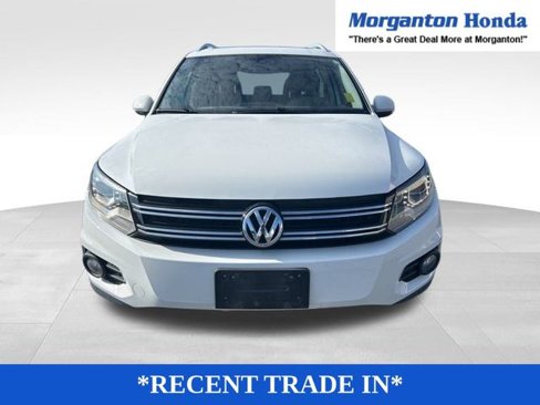 Used 2016 Volkswagen Tiguan SE image 2