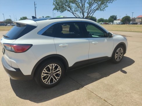 Certified 2020 Ford Escape SEL image 2