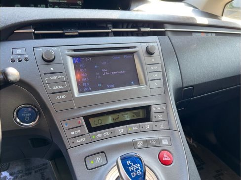 Used 2013 Toyota Prius Two image 9