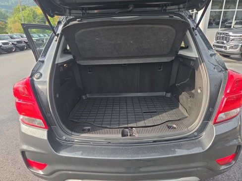 Used 2019 Chevrolet Trax LT w/ LT Convenience Package image 25