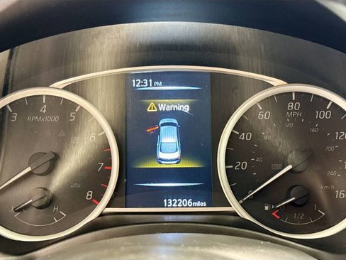 Used 2017 Nissan Sentra SV image 10