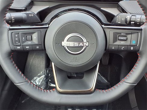 Used 2025 Nissan Kicks SR image 19