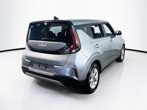 Certified 2023 Kia Soul LX w/ LX Technology Package image 9