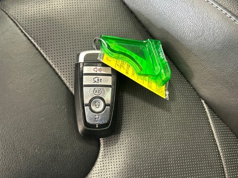 Used 2019 Ford Fusion Titanium image 43
